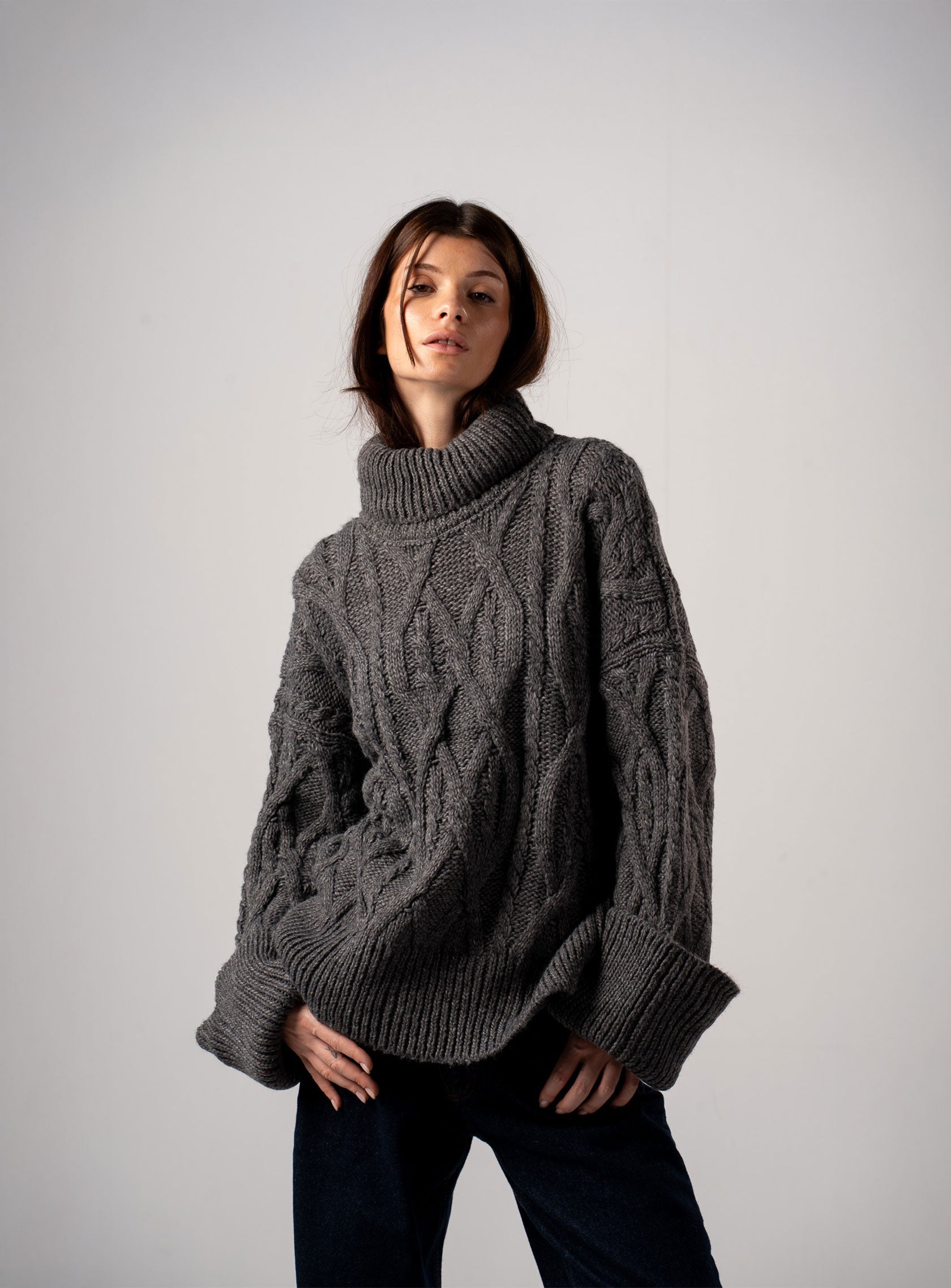 WOMEN PULLOVERS
